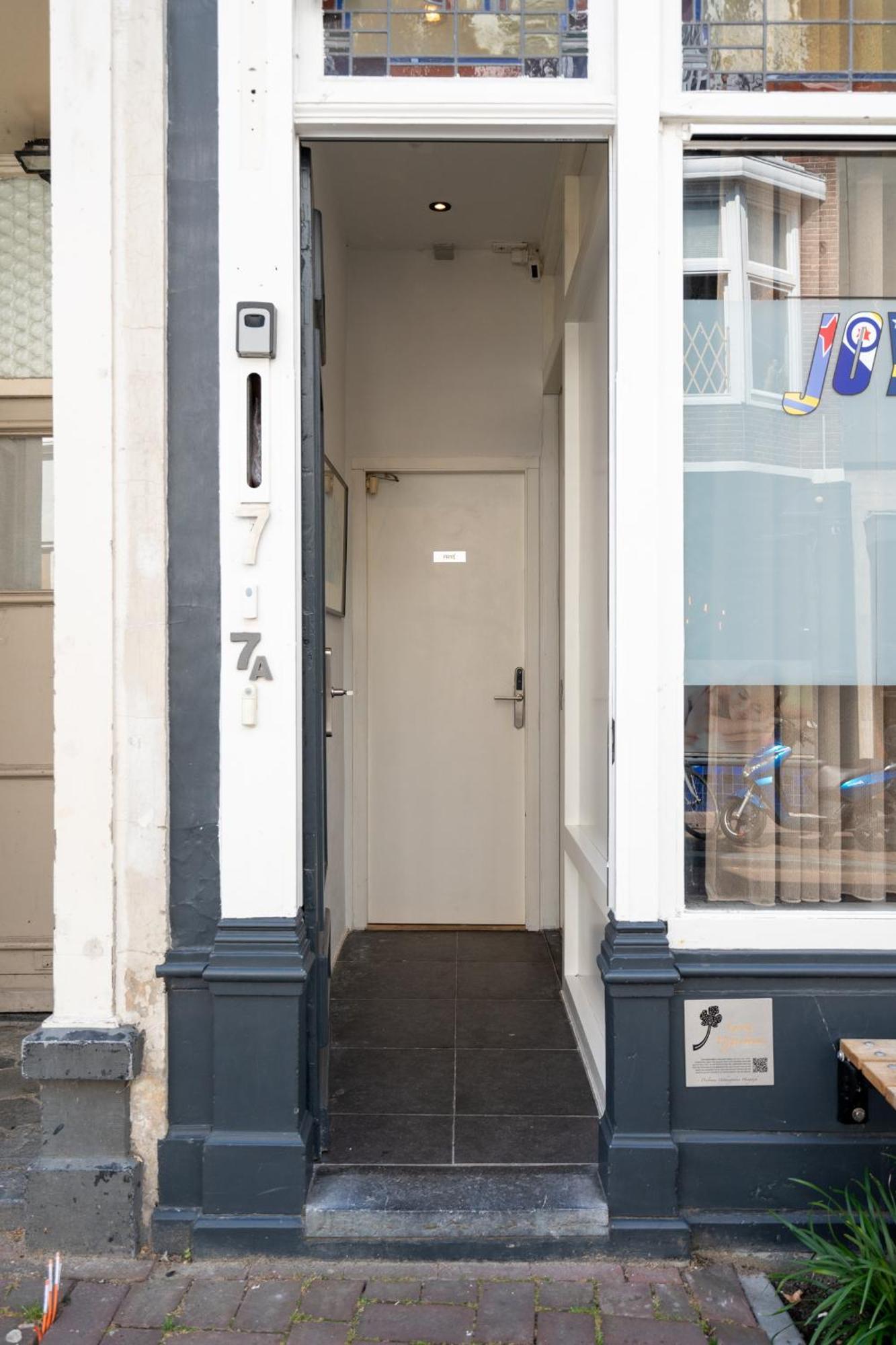 Stylish Studio In The Heart Of Breda City Center Dış mekan fotoğraf